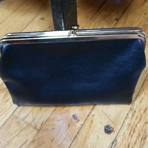 Urban Expression Clutch